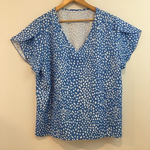 Tulip Sleeve Blouse w/ Blue & White Spots - Picture 3 of 9